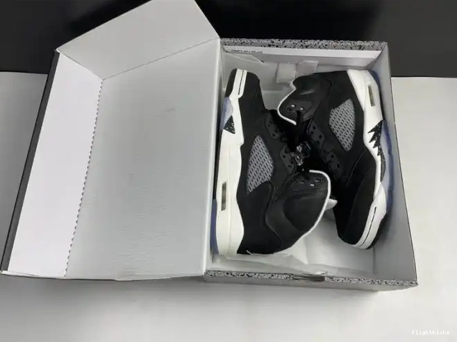 AIR JORDAN 5 CT4838-011 OREO 0619